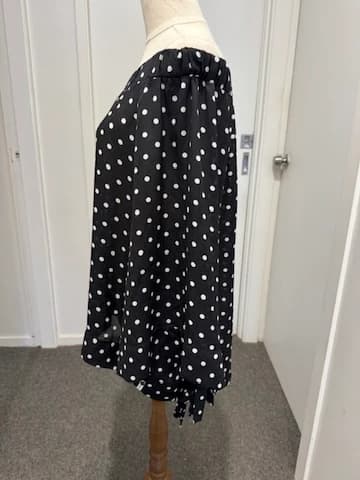 One Teaspoon Black and White Polka Dot Off-the-Shoulder Long Sleeve Top — photo 4 of 16