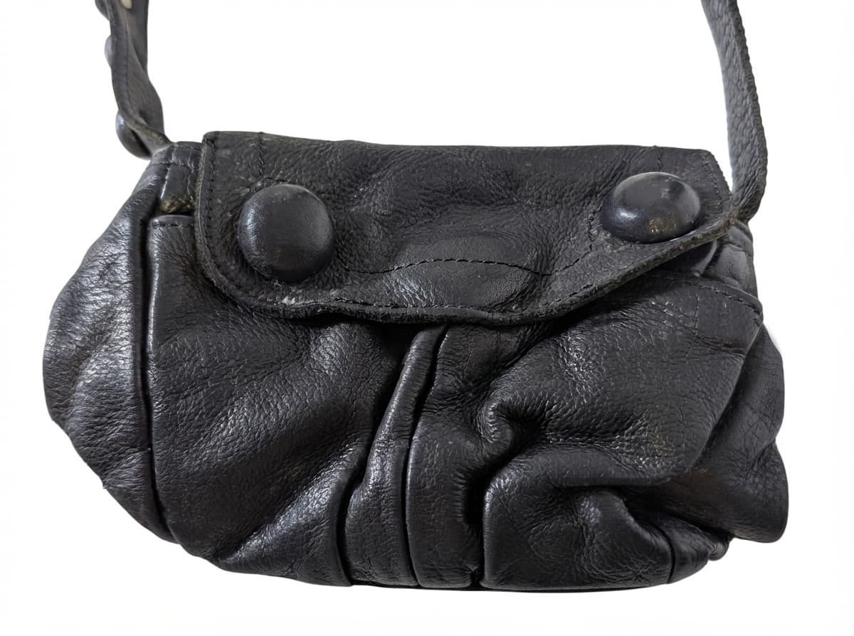 Oroton Leather Handbag Black Classic Crossbody — photo 1 of 8