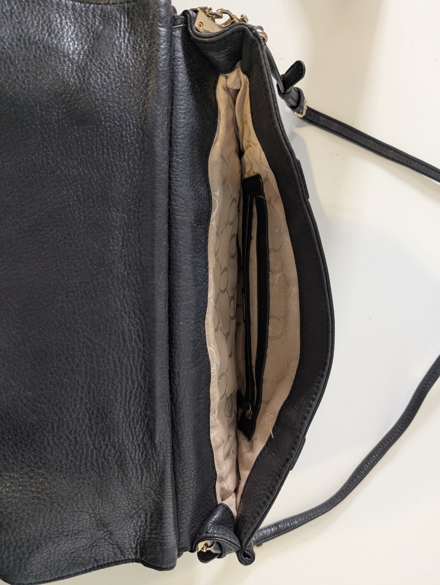 Oroton Leather Handbag Black Classic Crossbody — photo 6 of 8