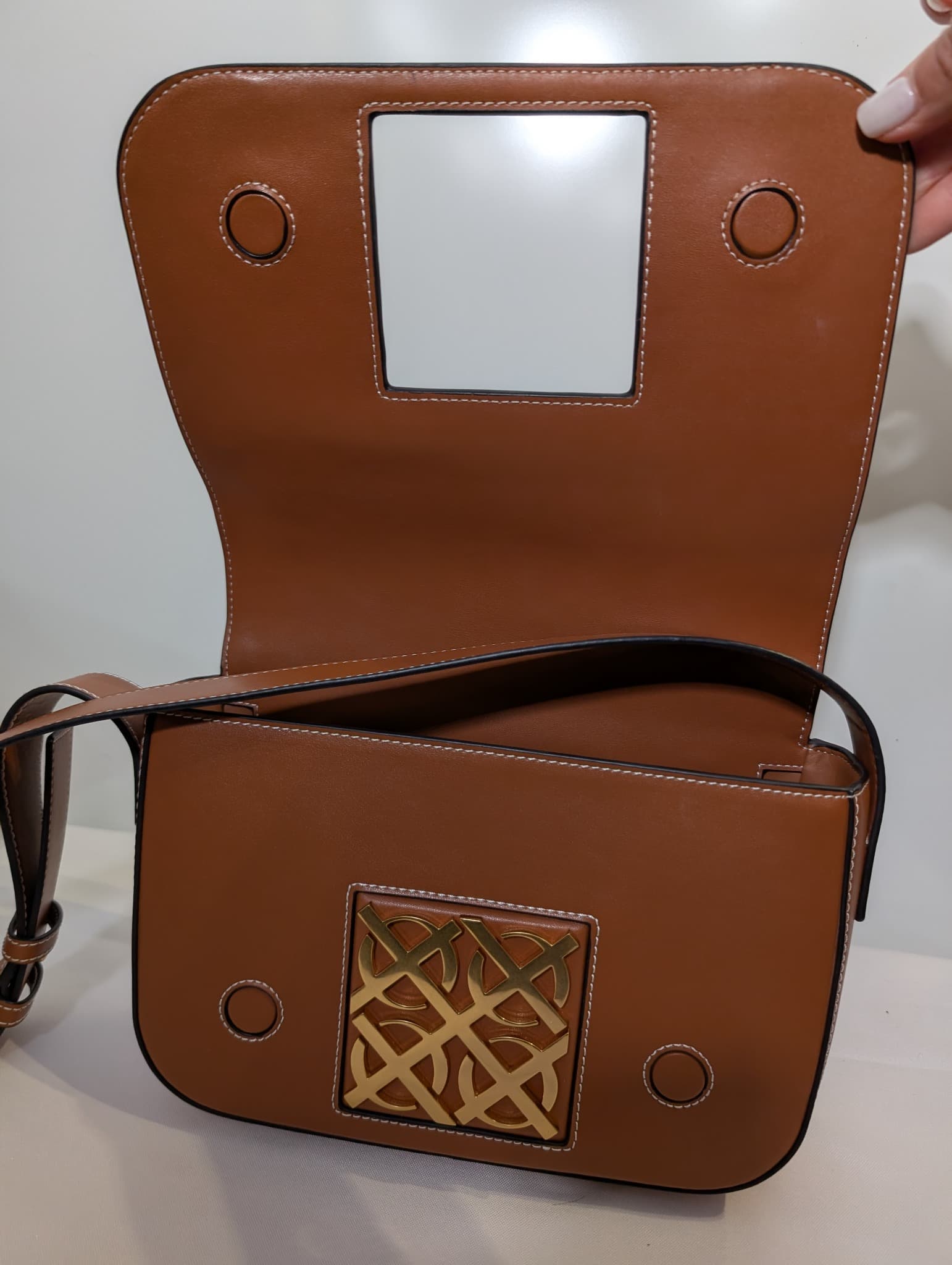 Oroton Leather Shoulder Bag Tan Gold Hardware — photo 8 of 9