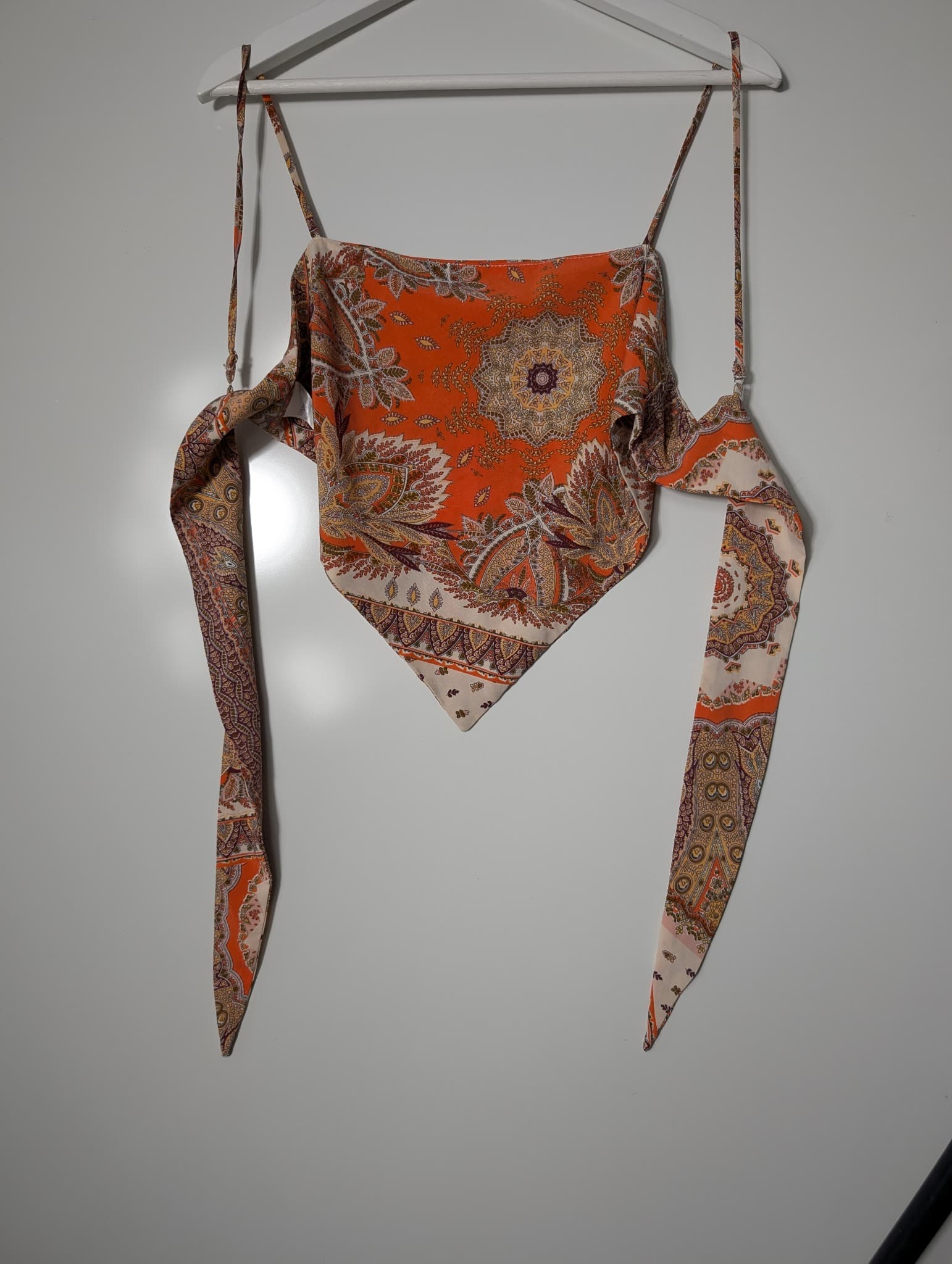 Paisley Print Bandana Tie-Back Crop Top Orange One Size — photo 4 of 6
