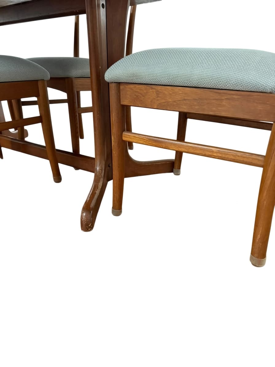 Parker Mid-Century Modern Teak Dining Table And 4 Chairs — photo 2 of 8