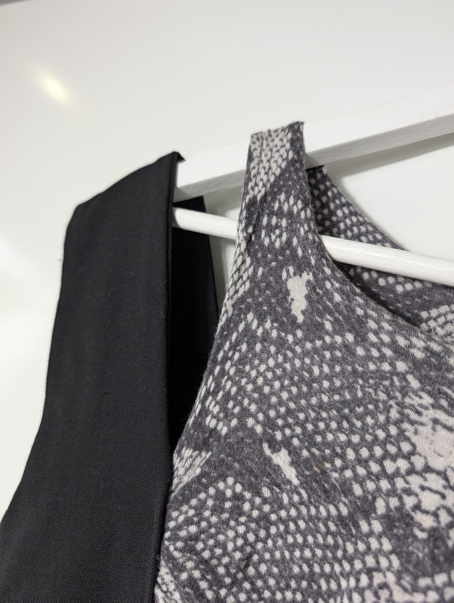 Pierre Balmain Sleeveless Ruched Snakeskin Panel Dress IT 46 — photo 3 of 6