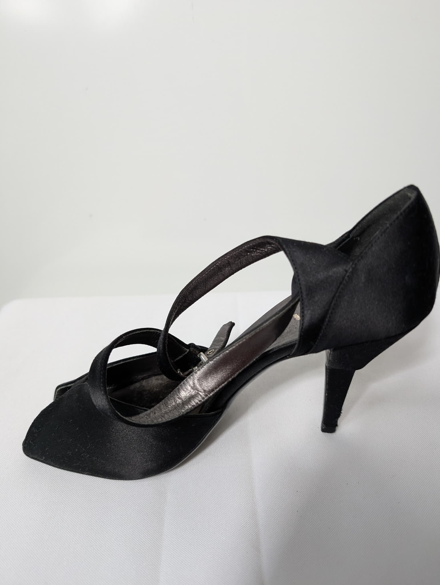 Prada Black Satin Criss-Cross Peep Toe Heels EU 38 — photo 5 of 8
