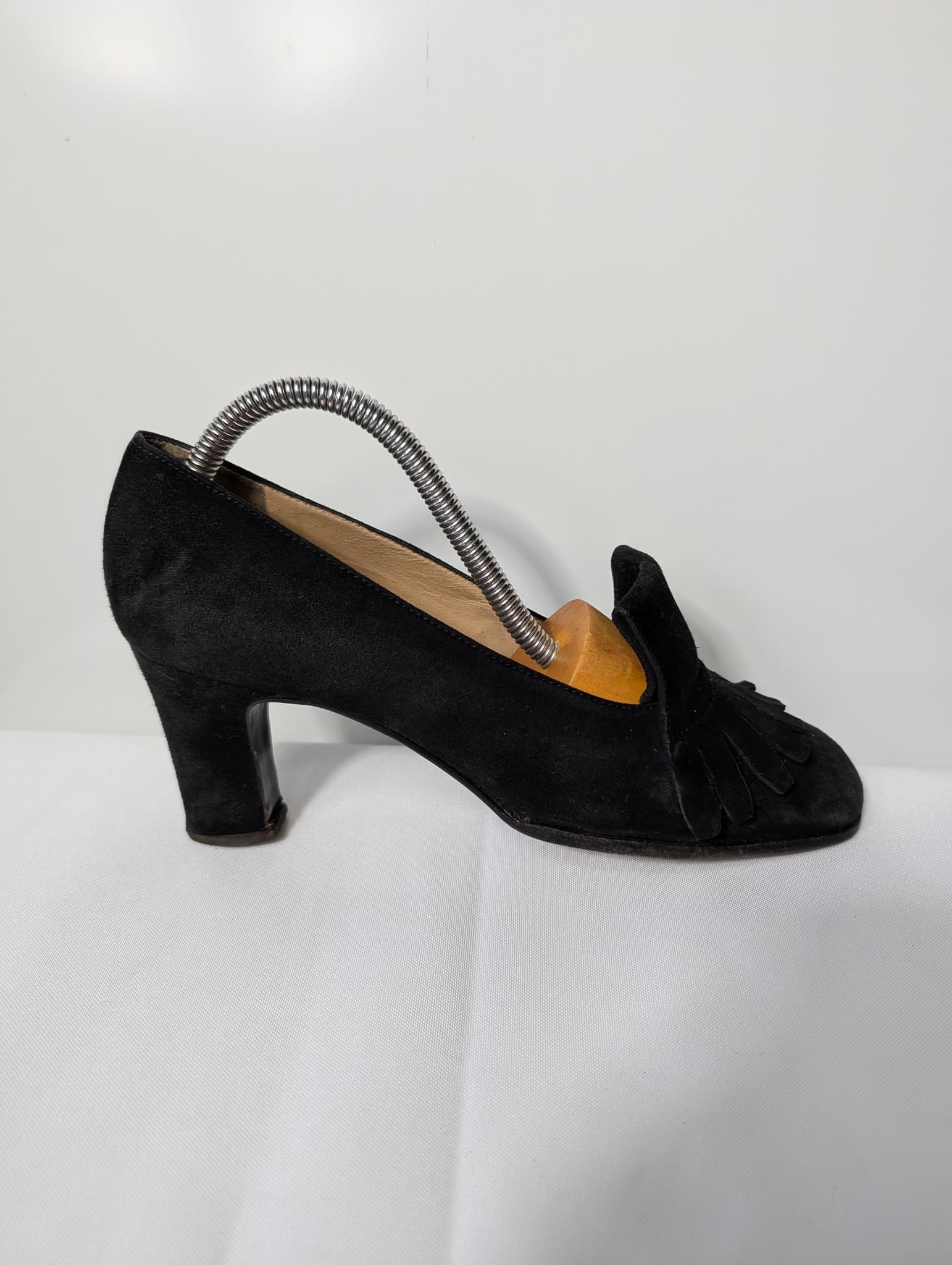 Prada Suede Fringed Kiltie Heeled Loafers Black EU 37 — photo 2 of 7