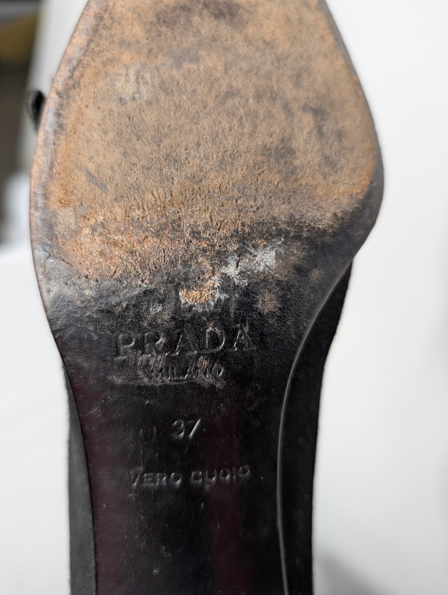 Prada Suede Fringed Kiltie Heeled Loafers Black EU 37 — photo 6 of 7