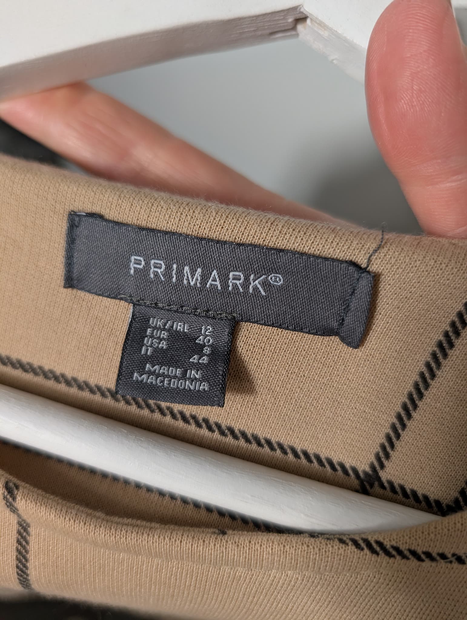 Primark Checkered Bell Sleeve Shift Dress Tan and Black UK 12 — photo 4 of 5