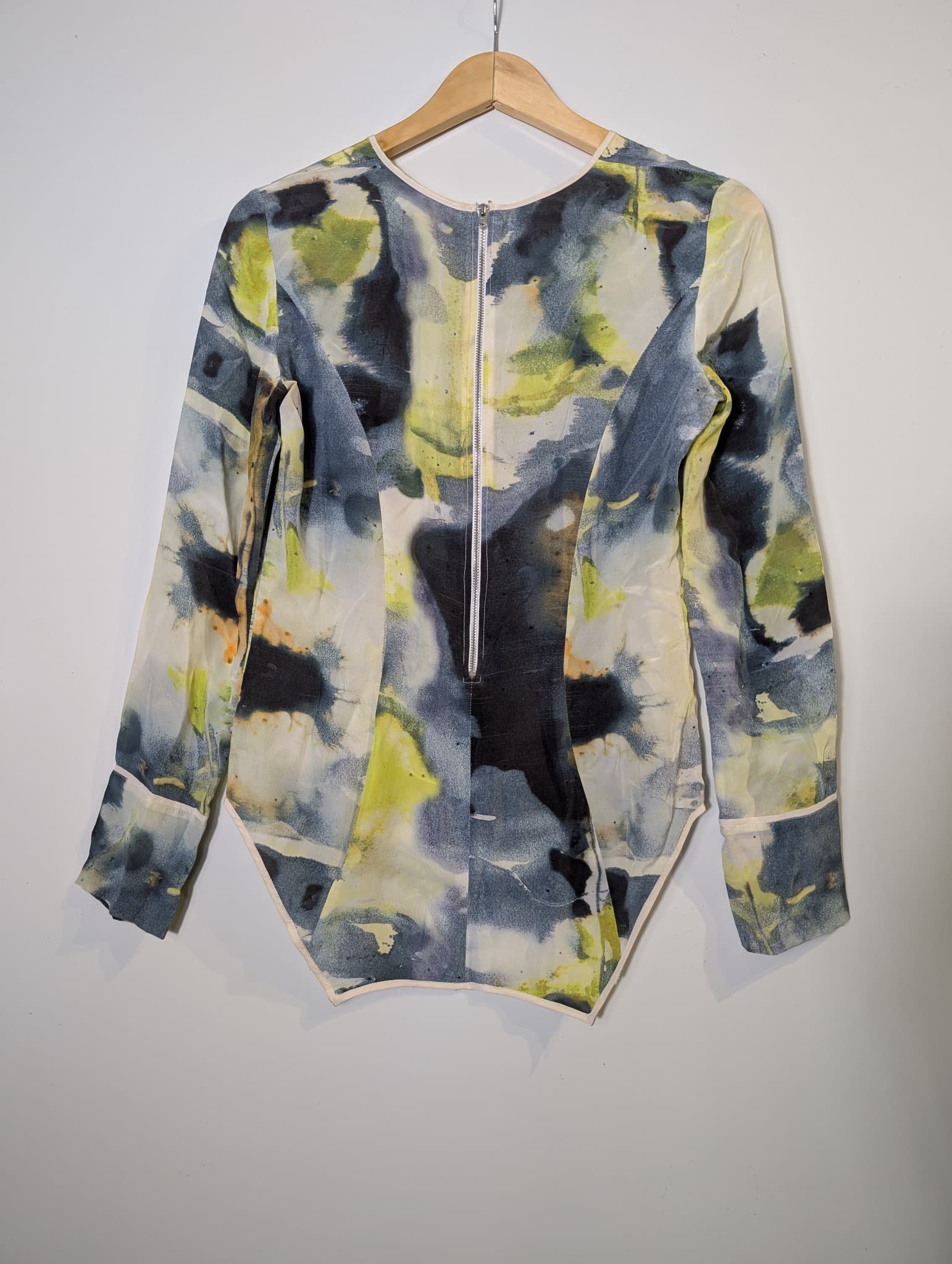 Rachel Gilbert Abstract Print Silk Long Sleeve Bodysuit Size 1 — photo 2 of 8