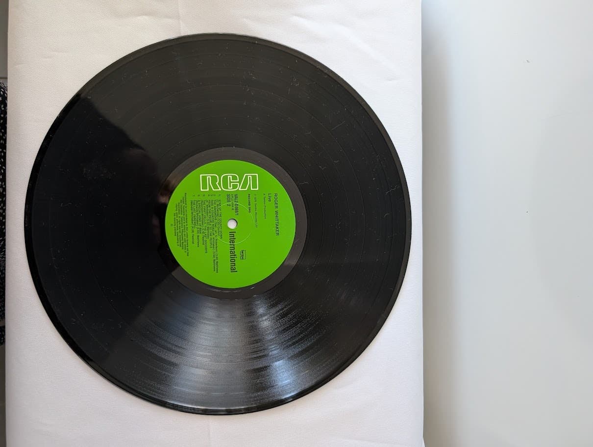 RCA Roger Whittaker Live! The People... From The People... To The People Vinyl LP — photo 5 of 8