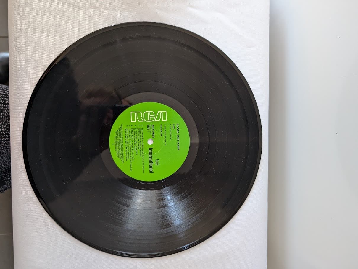 RCA Roger Whittaker Live! The People... From The People... To The People Vinyl LP — photo 8 of 8