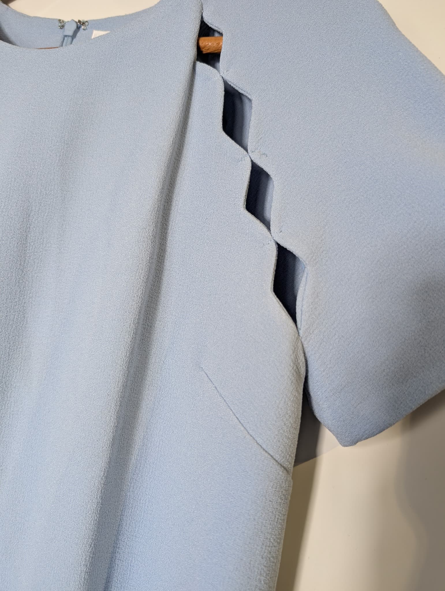 Rebecca Vallance Scalloped Cutout Blouse Light Blue AU 8 — photo 2 of 7