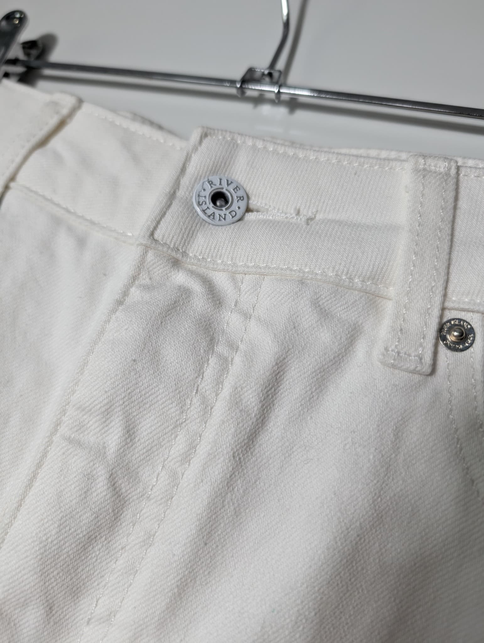 River Island High Waisted Mom Jeans White UK 14R — photo 3 of 6