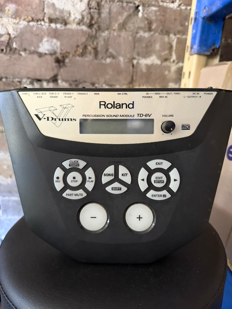 Roland V-Drums TD-6V Percussion Sound Module Black — photo 3 of 8