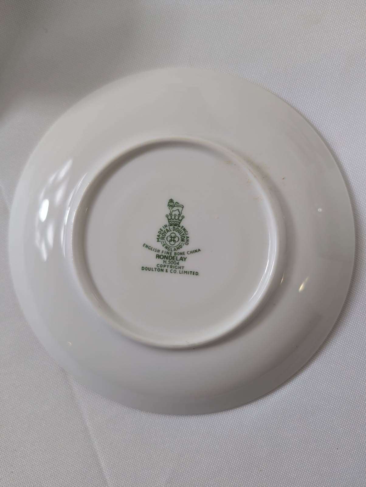 Royal Doulton Rondelay H.5004 Fine Bone China Teacup and Saucer Set — photo 6 of 7
