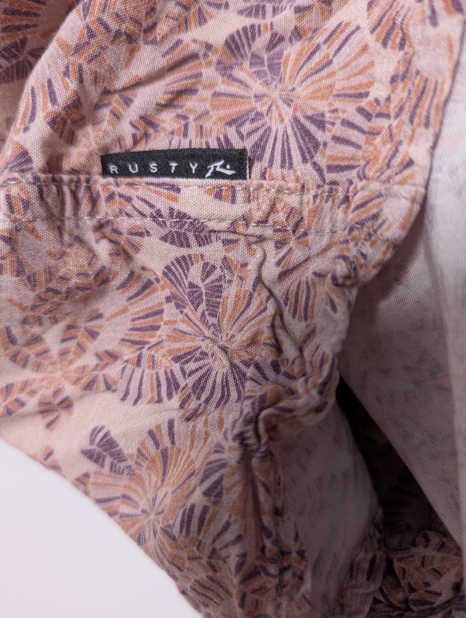 Rusty Men's Floral Short Sleeve Button-Up Shirt Multicolour Size M — photo 6 of 8