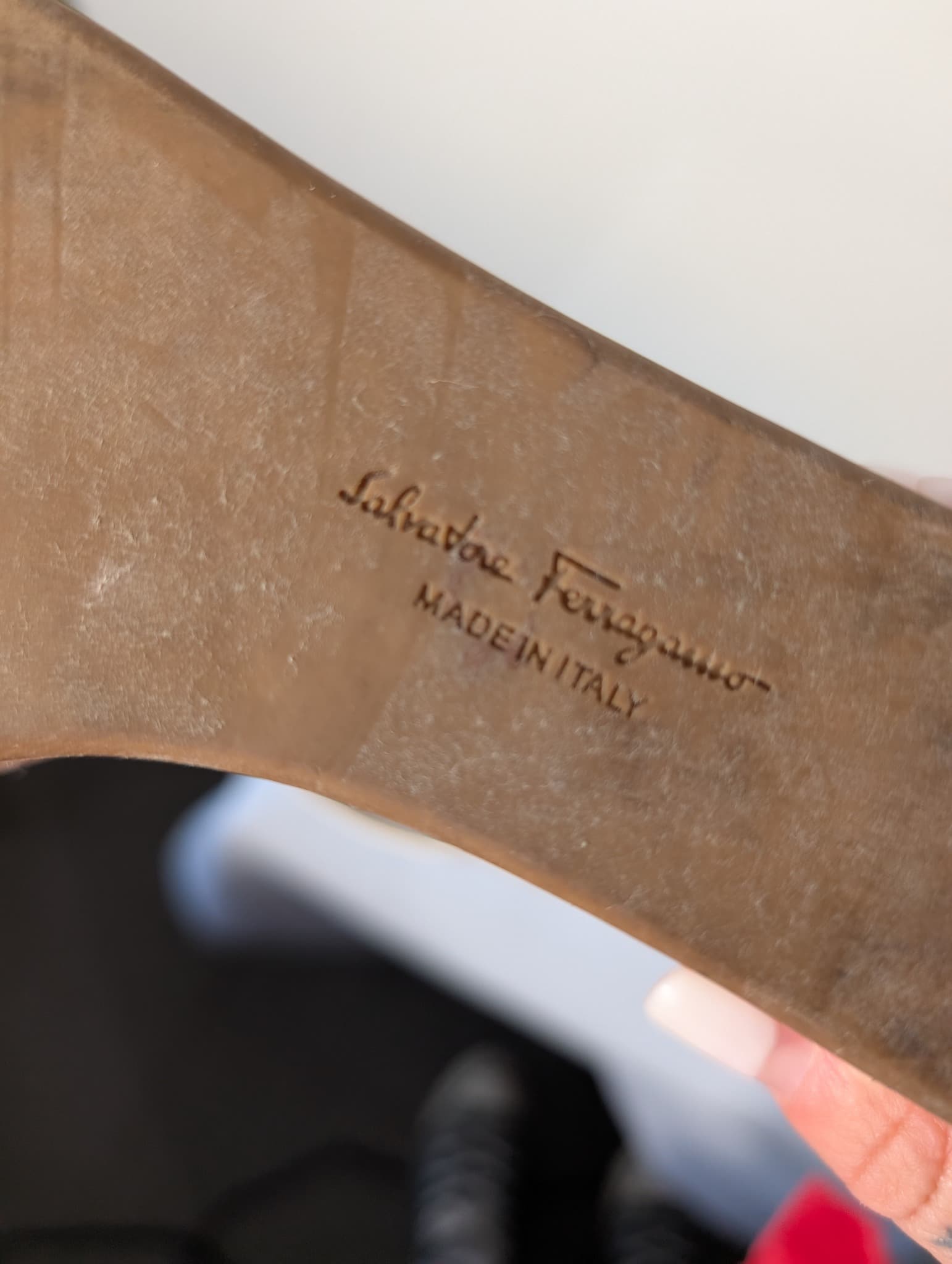 Salvatore Ferragamo Cork Wedge Sandals Cream Leather — photo 7 of 8