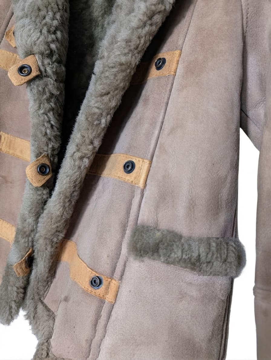 Scaffa Vintage Shearling Toggle Coat Tan Size 26 — photo 2 of 6