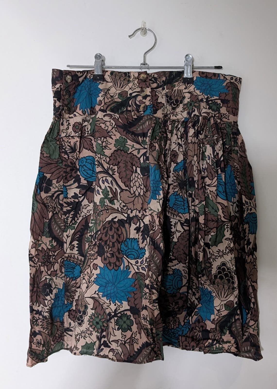 Scanlan & Theodore Floral Print High-Waisted Button-Front Skirt — photo 4 of 10