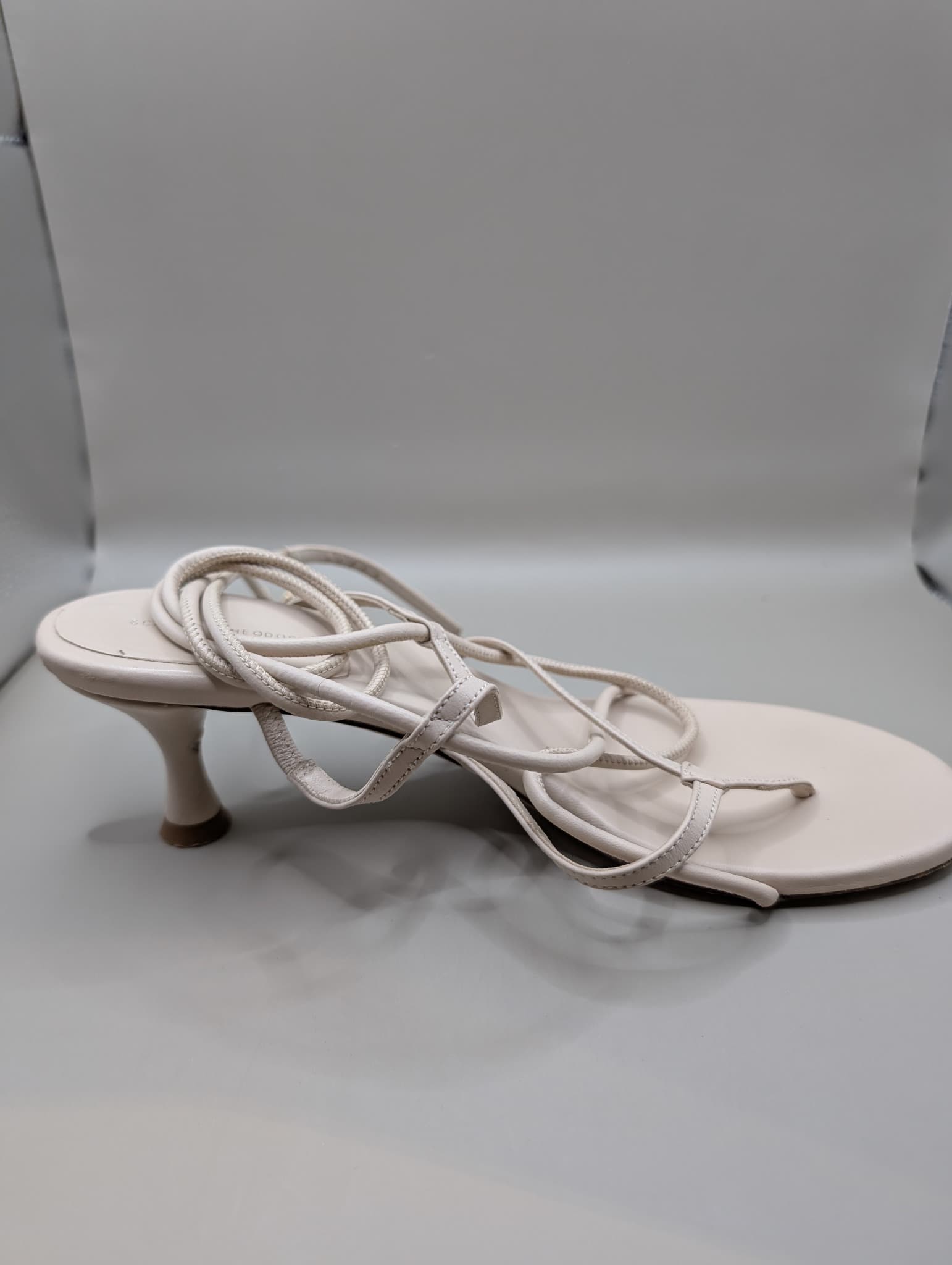 Scanlan Theodore Lace-Up Thong Sandals Beige Leather EU 40 — photo 2 of 8