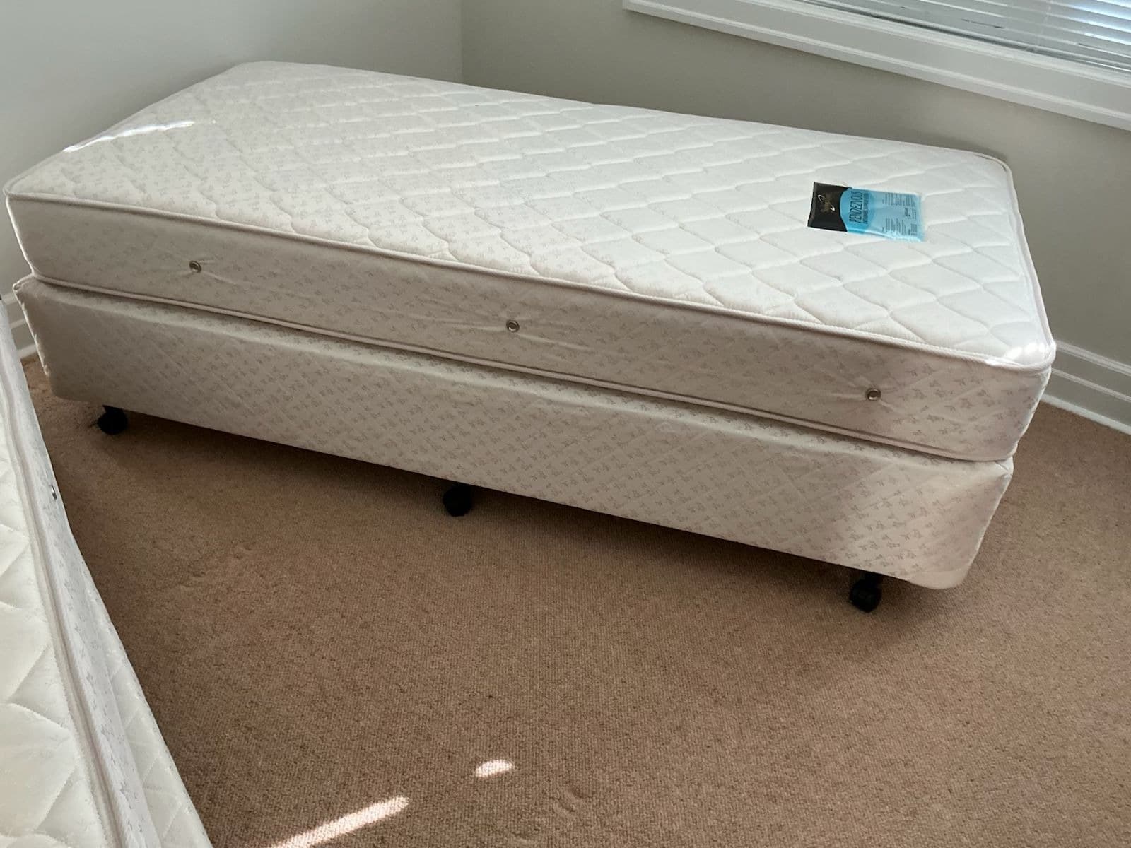 SlumberZone Rendezvous King Single Divan Bed Ensemble - Orthopaedic Support — photo 4 of 8