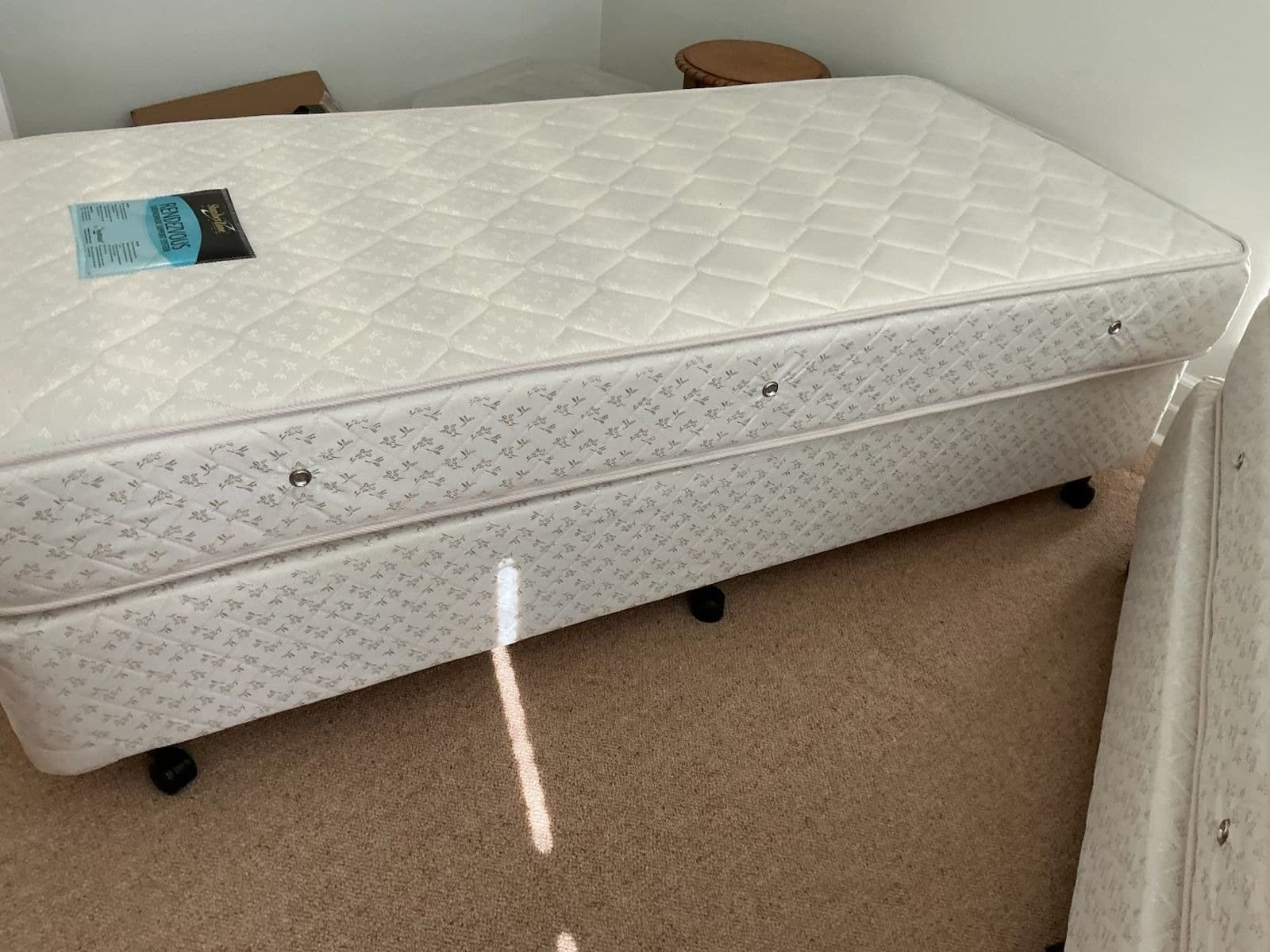 SlumberZone Rendezvous King Single Divan Bed Ensemble - Orthopaedic Support — photo 7 of 8