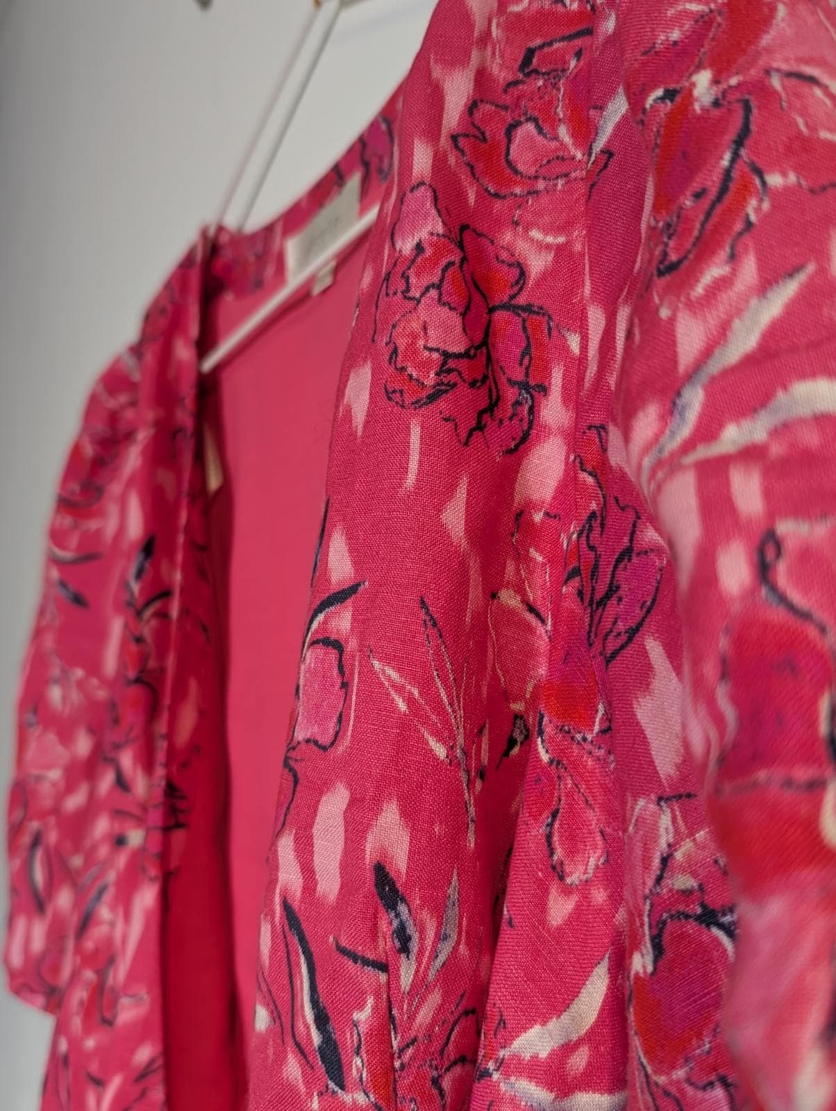 Steele. Pink Floral Linen Blend Wrap Dress - Size L — photo 3 of 7