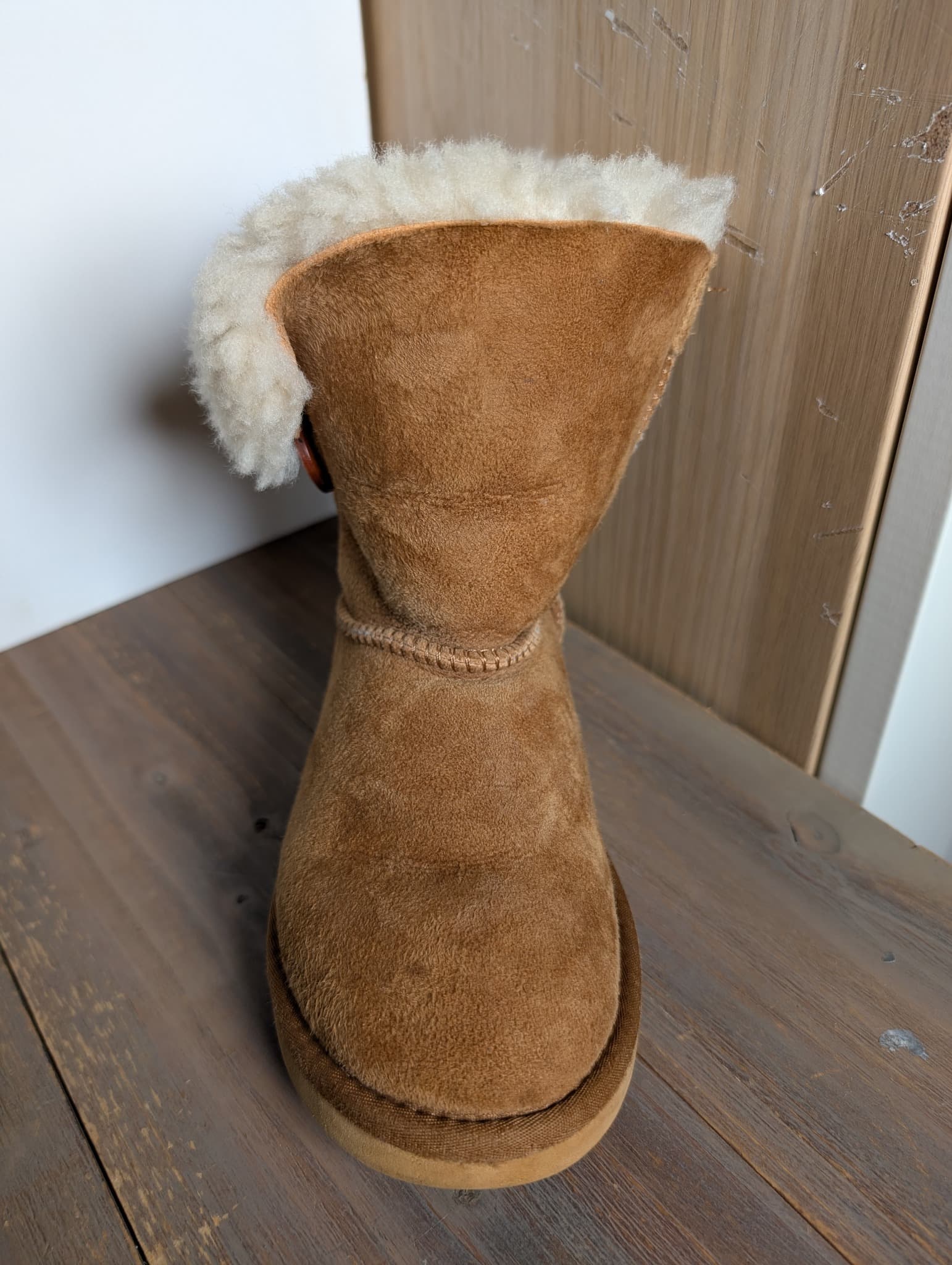 TASMANUGG Classic Mini Sheepskin Boots Chestnut — photo 5 of 10