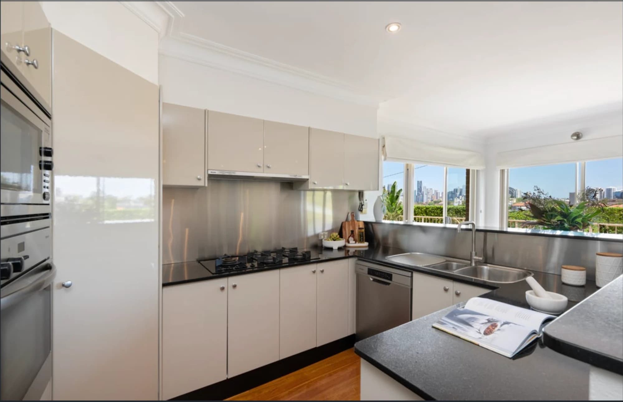 TAUPE HIGH GLOSS KITCHEN — photo 1 of 49