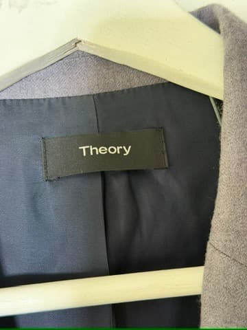 Theory Staple Blazer in Grey Virgin Wool Size 10 — photo 4 of 6