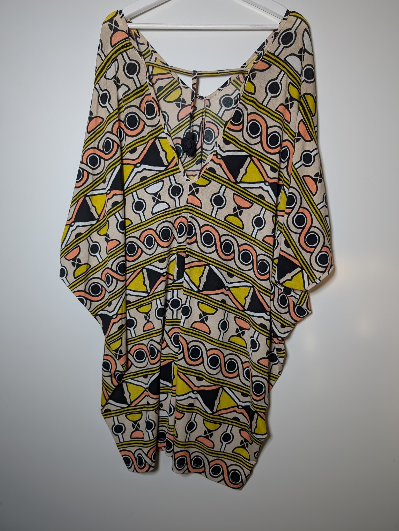 Tigerlily Geometric Print V-Neck Kaftan Tunic Large — photo 4 of 9