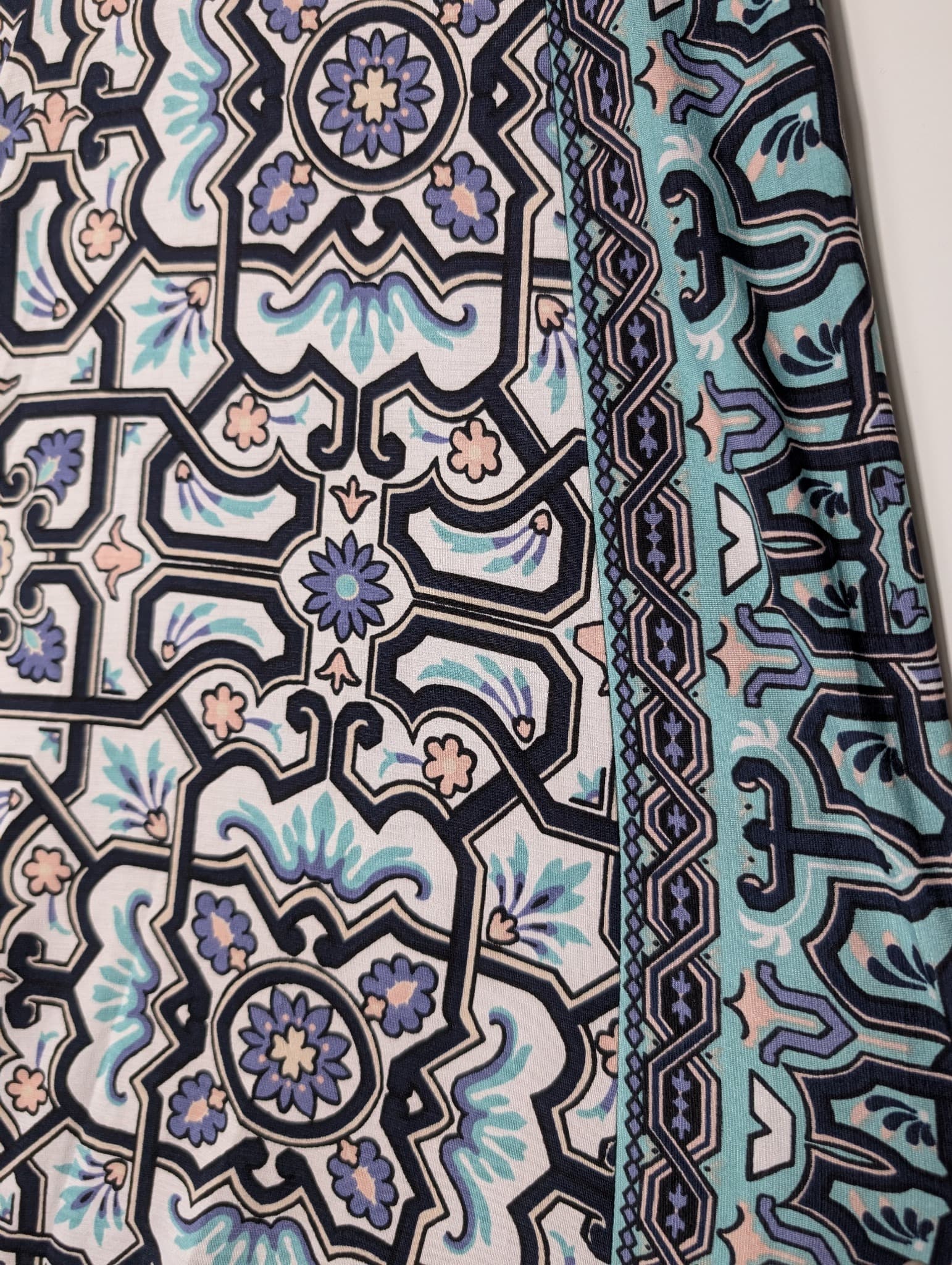 Tigerlily Palazzo Pants Geometric Tile Print Wide Leg Trousers Size 8 — photo 2 of 8