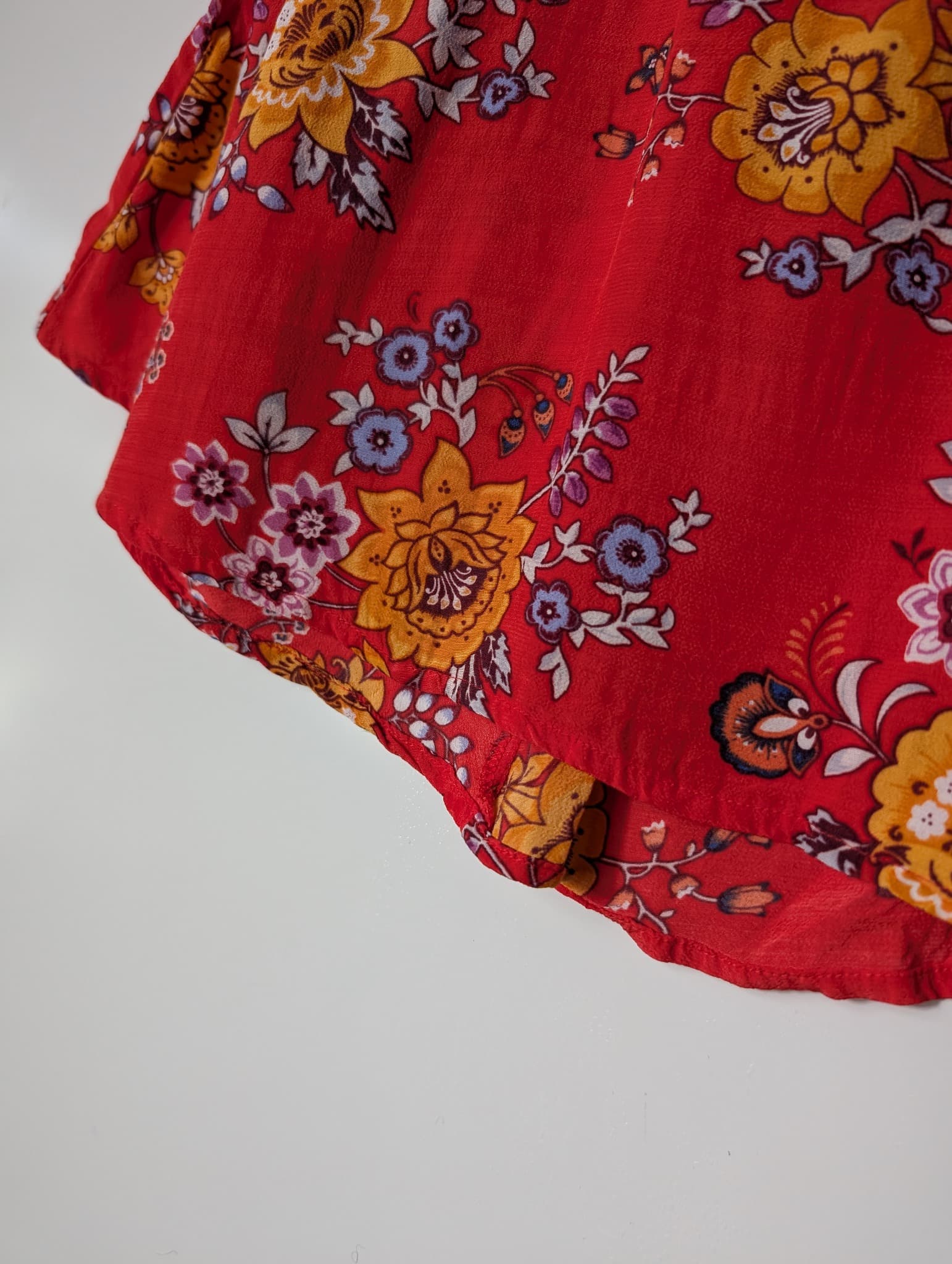 Tigerlily Red Floral A-Line Mini Skirt Size 10 — photo 3 of 7