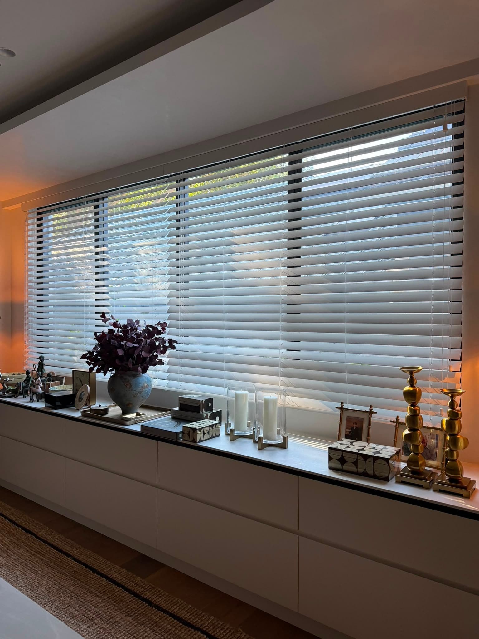 Timber Venetian Blinds Spruce 63mm Slats 202cm x 160cm Set of 2 BRAND NEW — photo 4 of 4