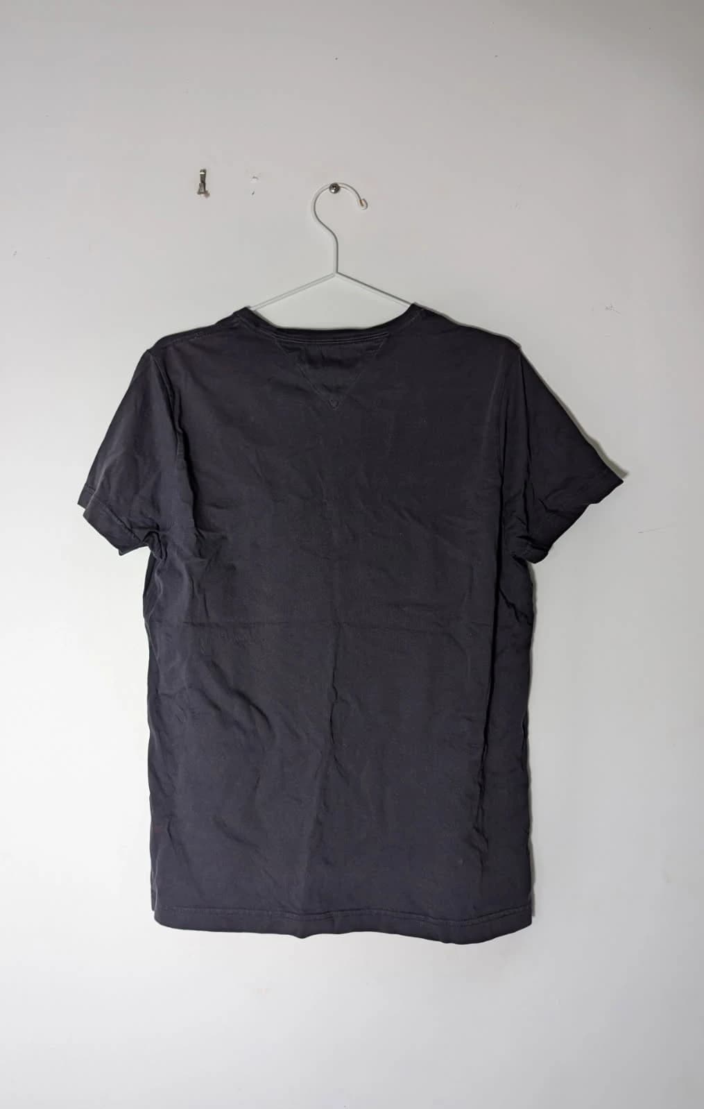 Tommy Hilfiger Men's Crew Neck T-Shirt Dark Grey Size M — photo 3 of 8