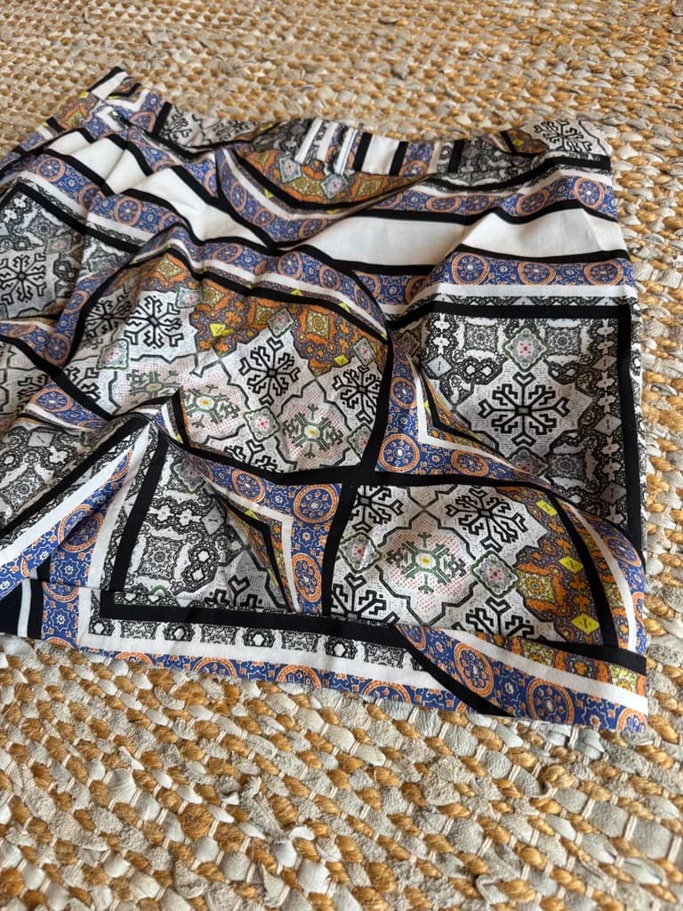 Topshop Geometric Patterned Shorts — photo 2 of 5