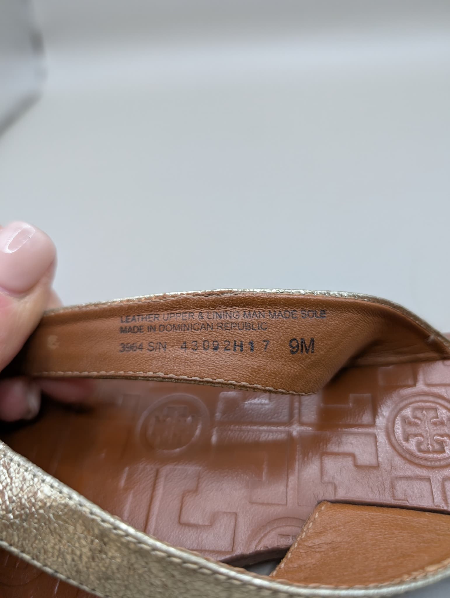Tory Burch Miller Sandals Gold and Tan Leather US 9M — photo 7 of 9