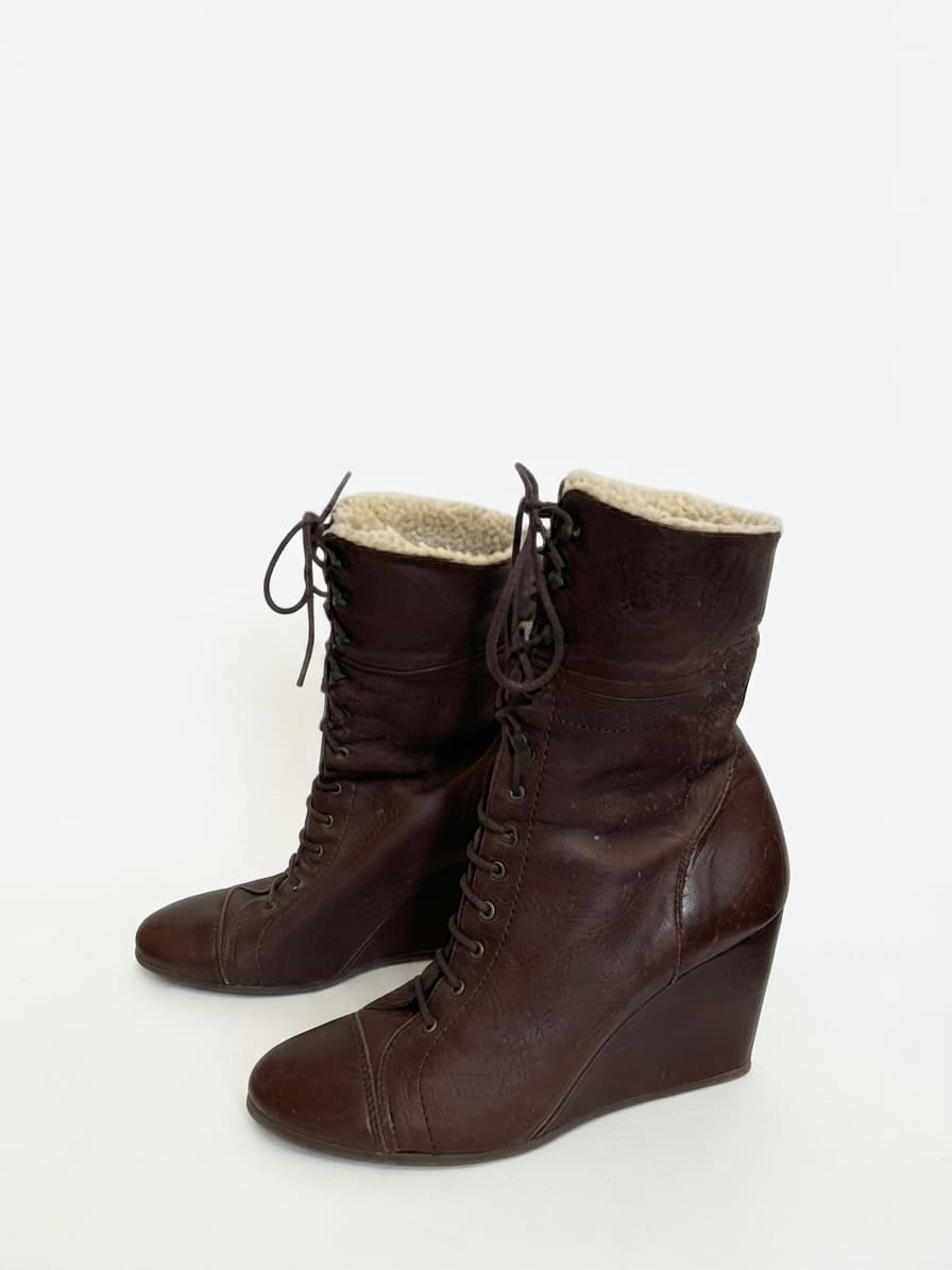 UGG Australia Lace-Up Wedge Boots Brown Leather — photo 1 of 3