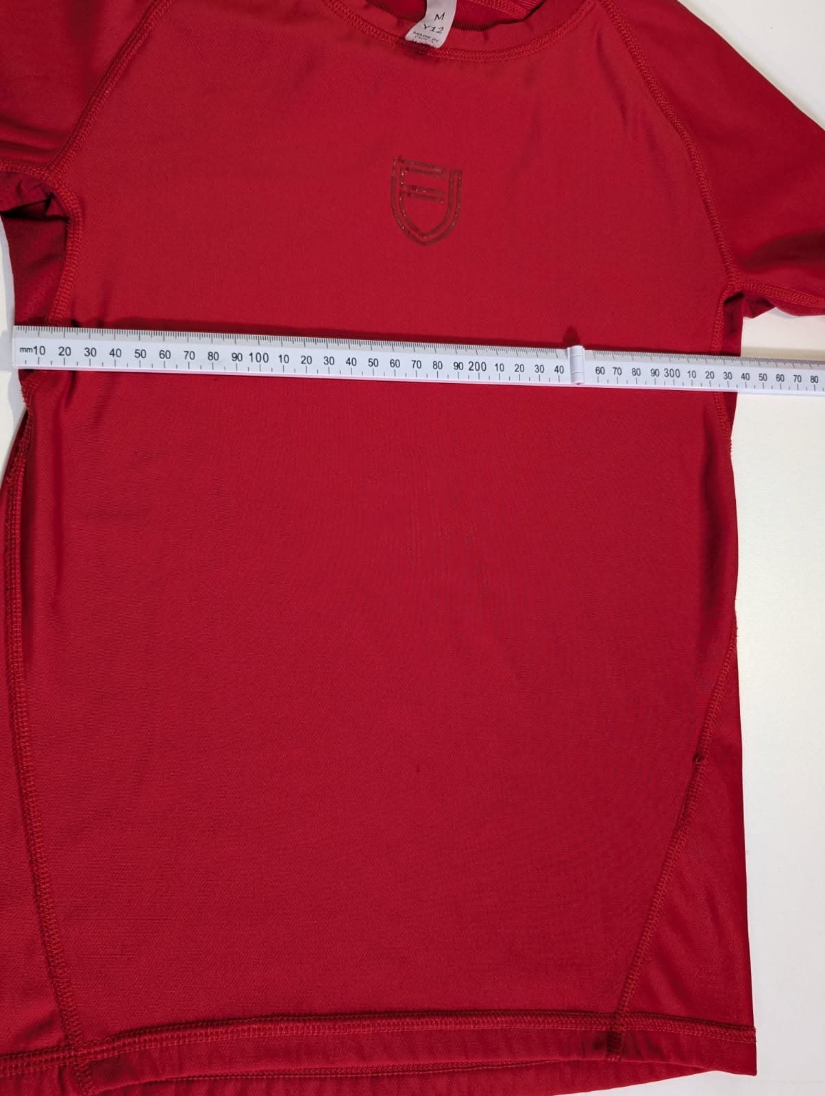Ultra Compression Long Sleeve Athletic Shirt - Red Youth Size M (12) — photo 5 of 6