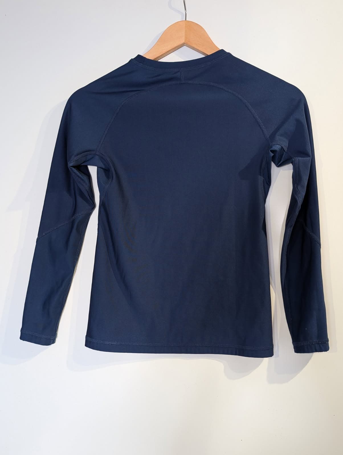 Ultra Compression Long Sleeve Shirt - Navy Blue Youth Size M — photo 5 of 6