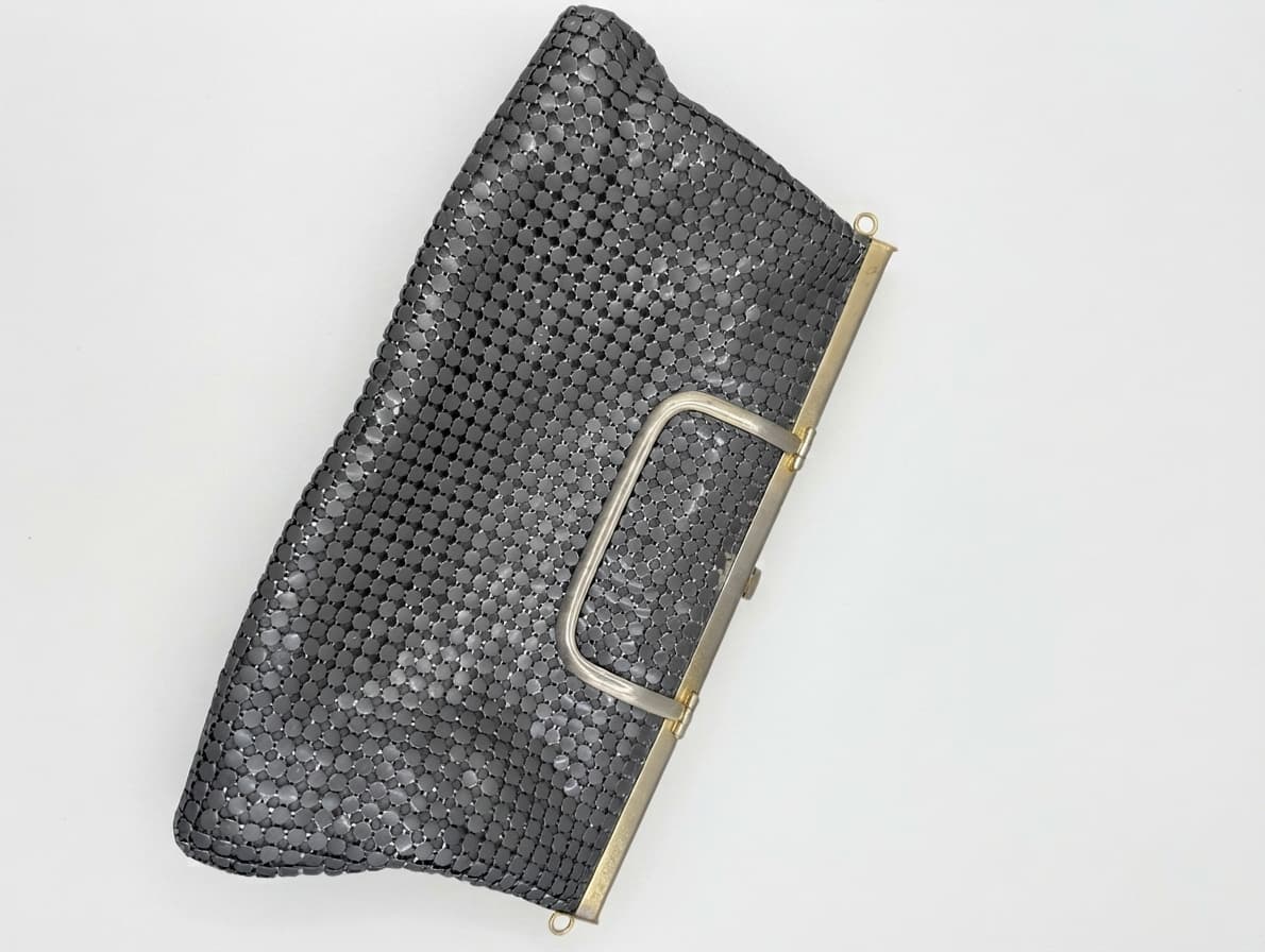 Unbranded Gunmetal Mesh Clutch Bag Grey — photo 1 of 11