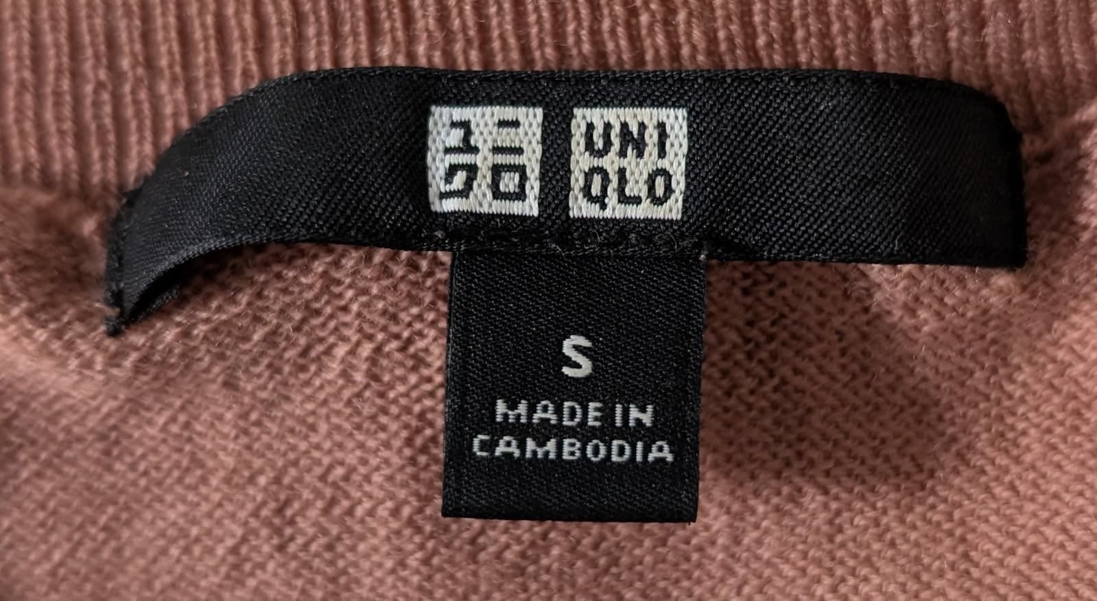 Uniqlo Extra Fine Merino Wool V-Neck Sweater - Beige Women's Size S — photo 3 of 6
