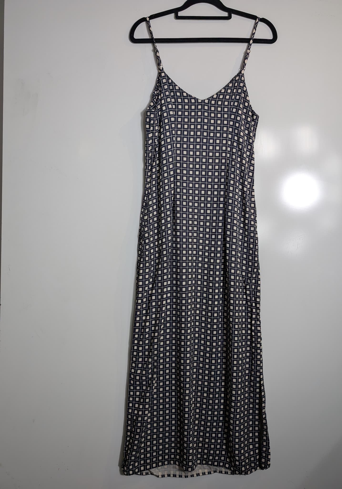 Unison Geometric Print Midi Slip Dress Navy and White Women's Size 6 — photo 3 of 5