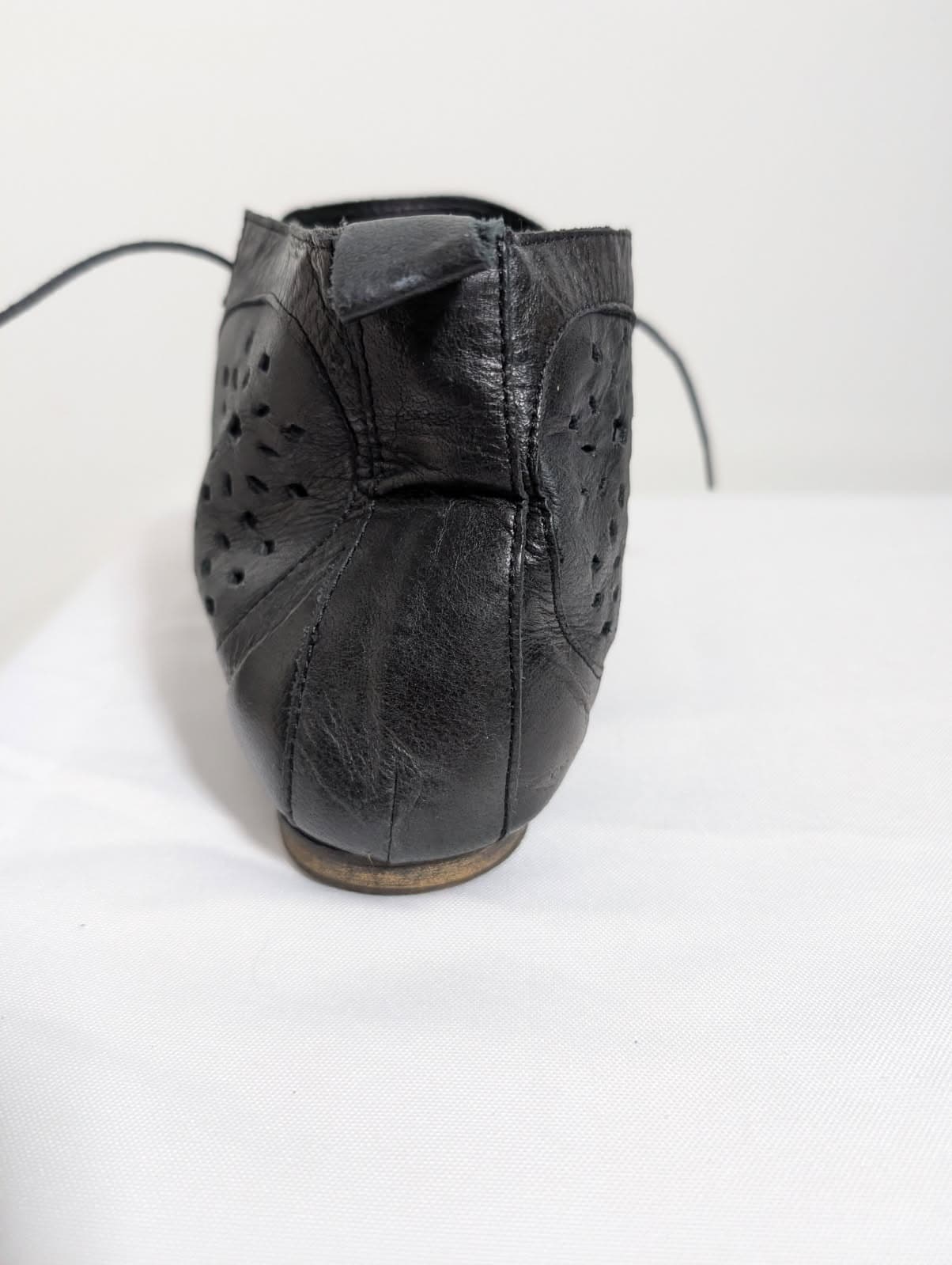 Urge Leather Cutout Ankle Boots Black EU 40 — photo 7 of 7