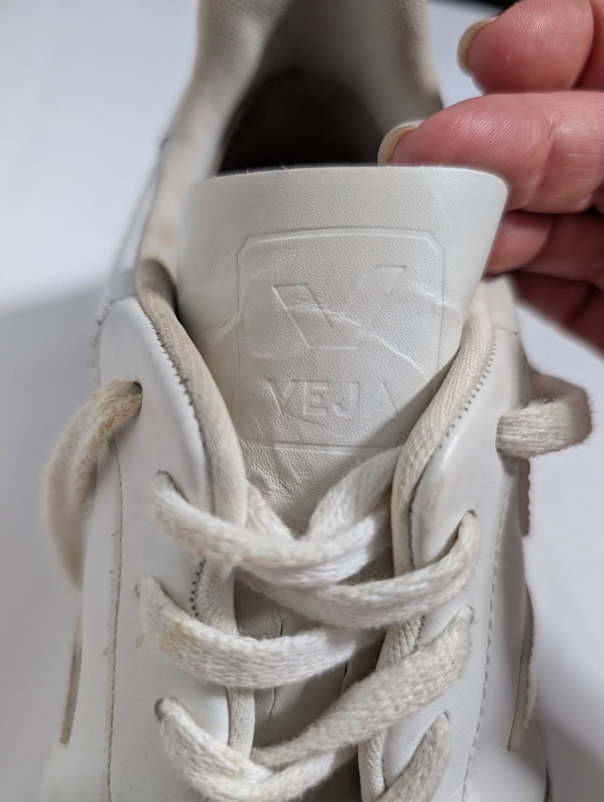 Veja V-10 Leather Sneakers White EU 41 US 8 — photo 4 of 8