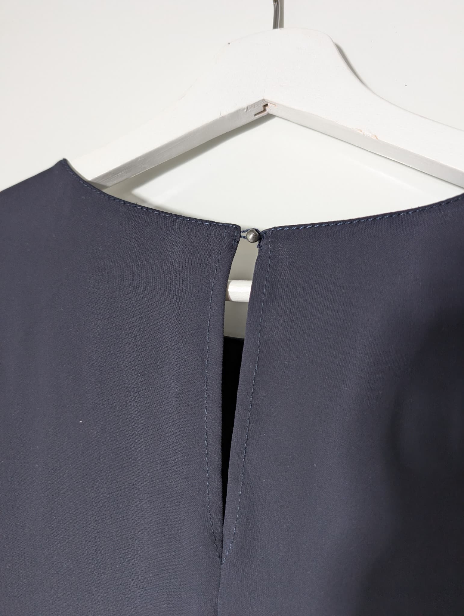 Veronika Maine Flutter Sleeve Shift Dress Navy Blue Size 16 — photo 6 of 8