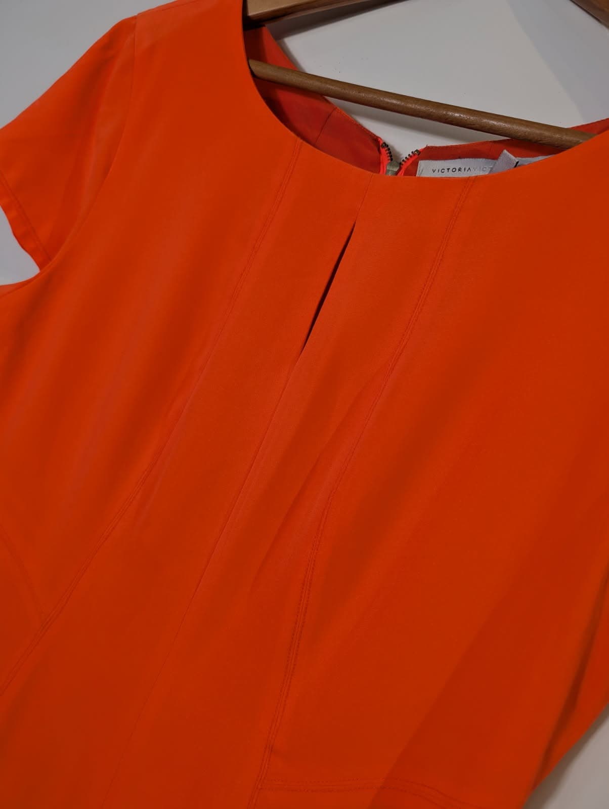 Victoria Beckham for Target Orange Short Sleeve Sheath Dress - US 4 — photo 2 of 9
