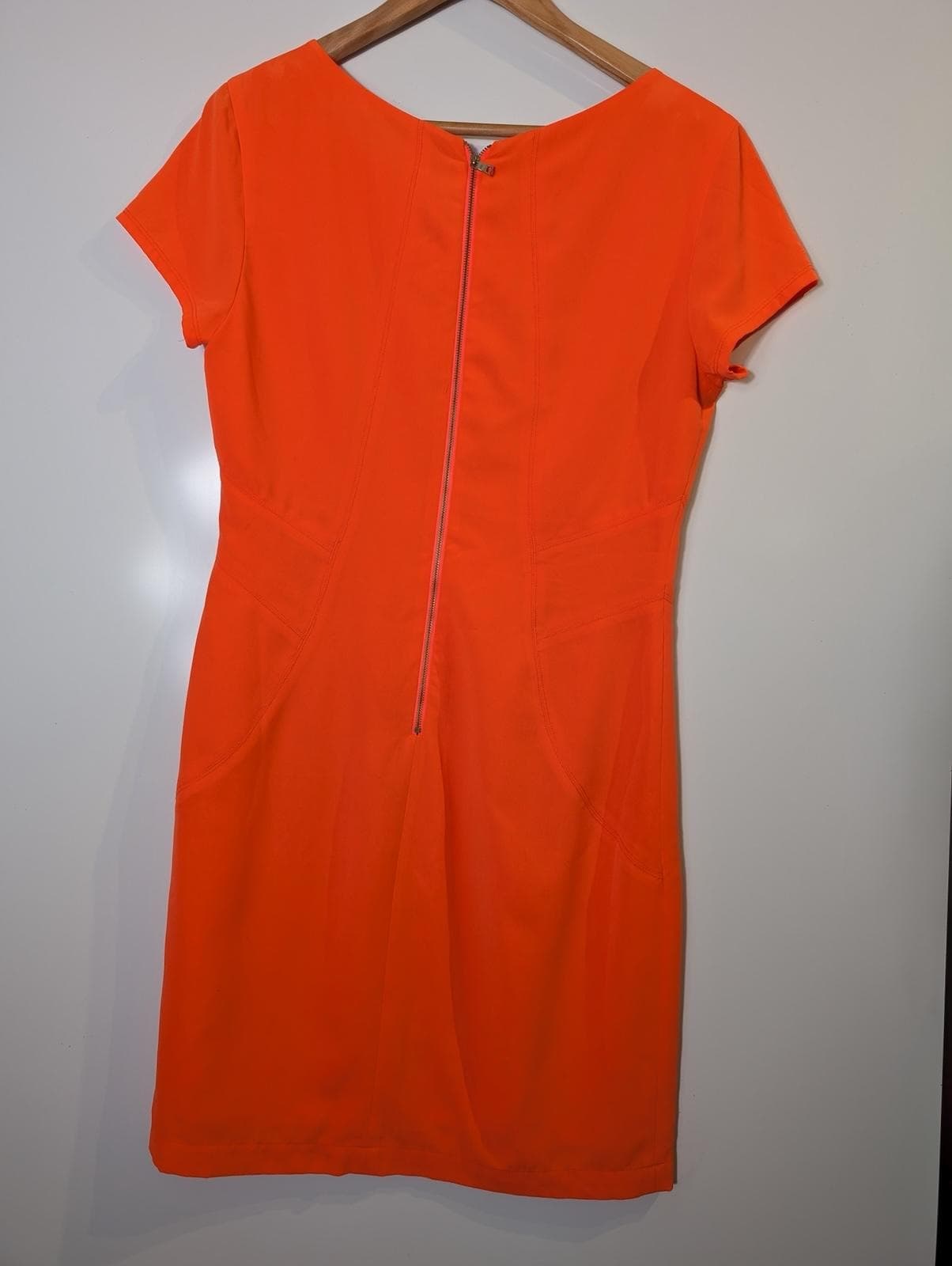 Victoria Victoria Beckham Crepe Shift Dress Orange UK 8 — photo 2 of 9