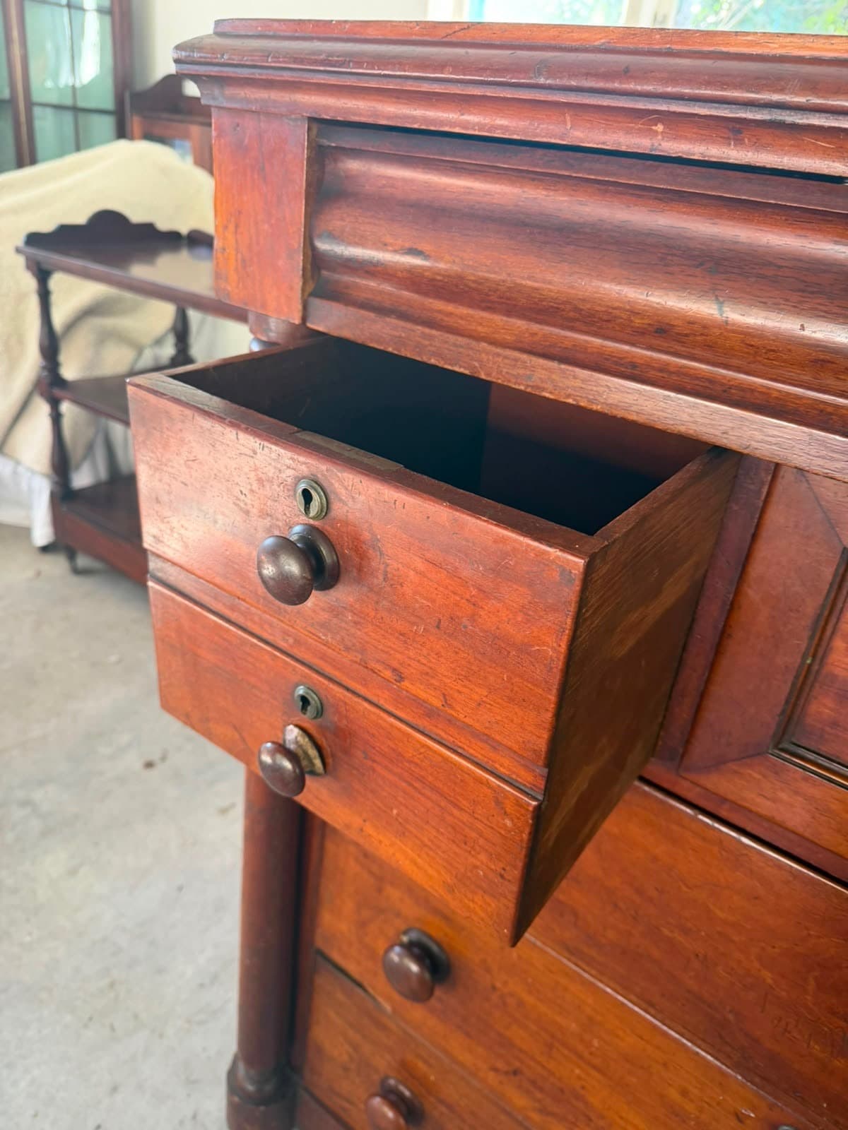 Victorian Style Cedar Chest of Drawers Brown Large — photo 4 of 10