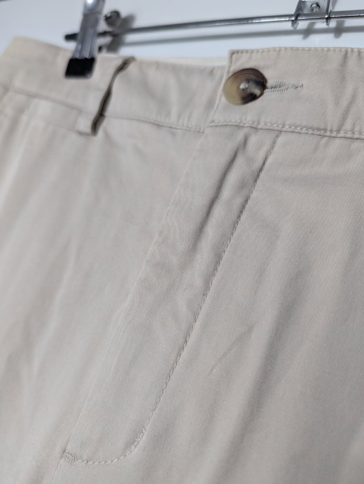 Vince Beige Chino Pants - Size 4 — photo 5 of 7