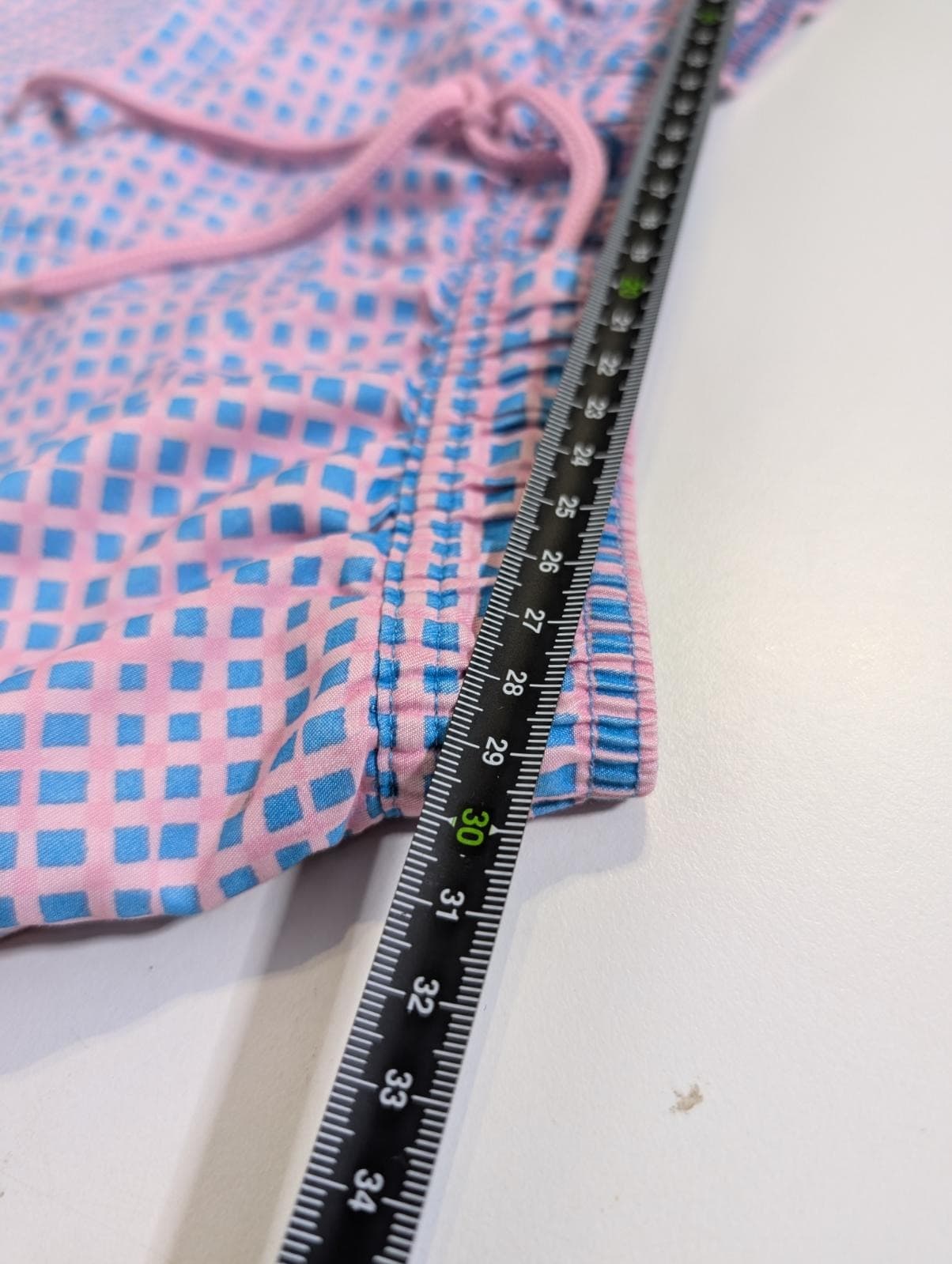 Vineyard Vines Men's Chappy Swim Trunks - Pink and Blue Grid Print — photo 7 of 8